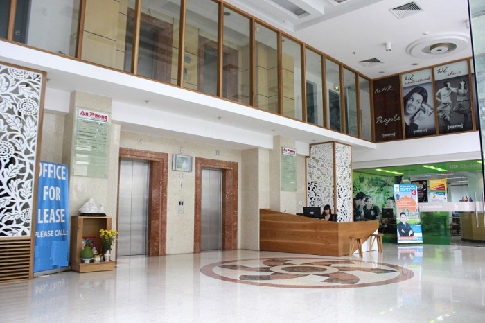 Cho thuê văn phòng Star Building, Mạc Đỉnh Chi, Q.1, 146m2, 96 triệu bao thuế phí